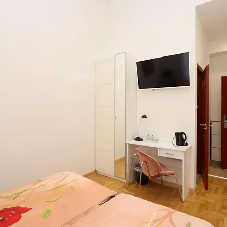 Ziti Citi Apartment *
